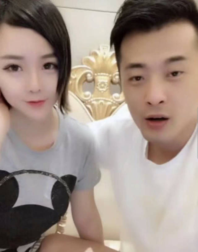 初瑞雪10秒怒刷40w支持吴迪,强怼散打哥!辛巴气的责骂
