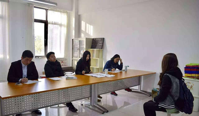 怎么看待大学生面试时没有工作经验,但对hr说愿意学习