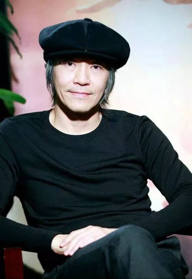 梁朝伟,周星驰,古天乐:80,90年代,那些香港明星们"死跑龙套的"岁月