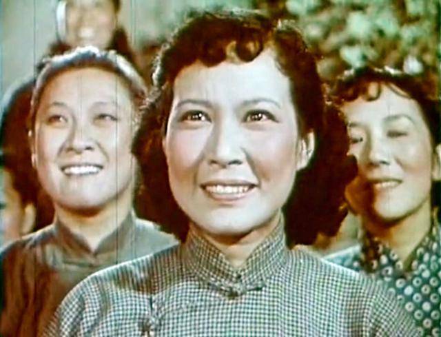 美貌妻子神似白杨 英俊丈夫教出达式常 高颜值明星夫妇恩爱一生又高寿