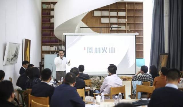 ʱ̷ͶʼֵҳϷ˽а񡷷Ͷʼֵɳ