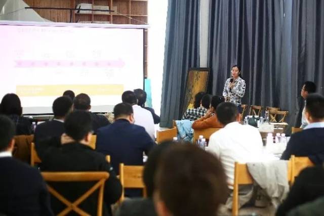 ʱ̷ͶʼֵҳϷ˽а񡷷Ͷʼֵɳ