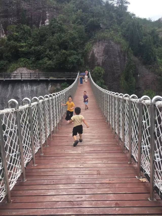 【天笑户外一人也可报名】松阳双童山,高空玻璃栈道,象溪村一日游