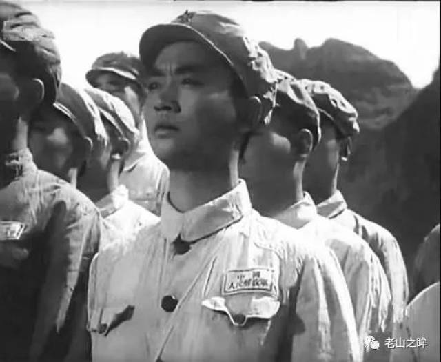 黄焕光(1935,11----2000,7,24)广西贺州人.