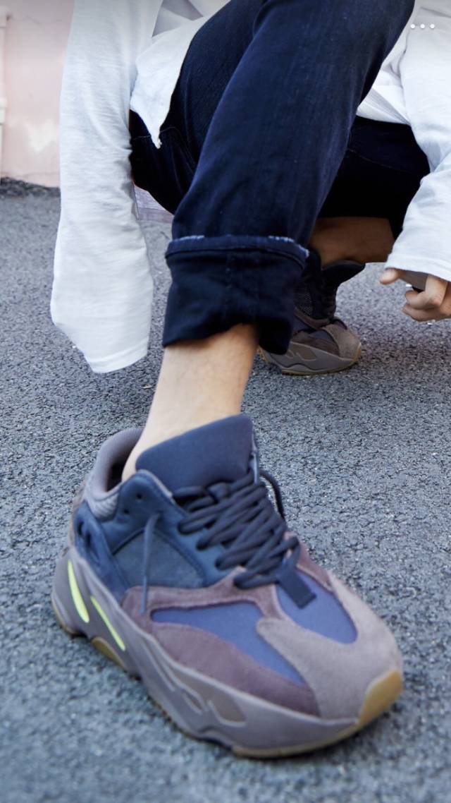 易烊千玺款别样系鞋带,直接扣着不打结显飘逸