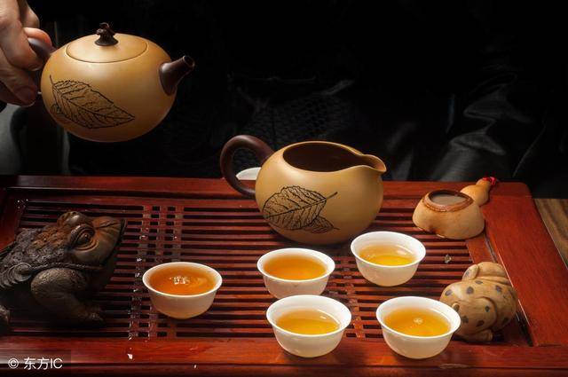 每天喝茶的5个好处:为什么每天喝一杯茶很重要?