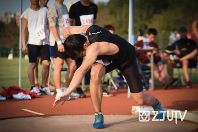 现场|2018年浙江大学秋季运动会圆满落幕,这些“数字”了解一下