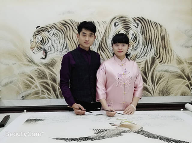 后起新秀90后夫妇画家肖梦玲,画家韩韦业