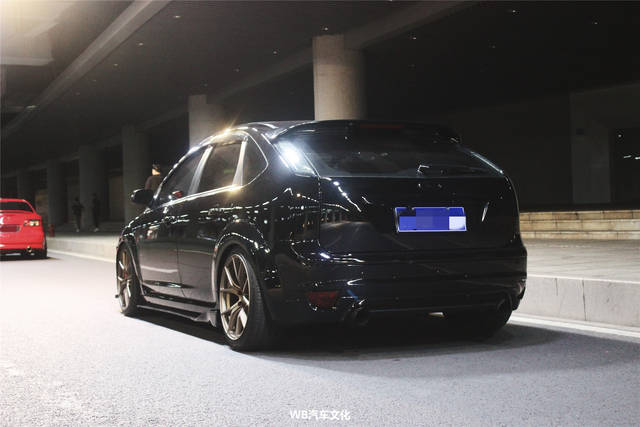 我地无得救啦,救唔到啦.FOCUS & MAZDA6