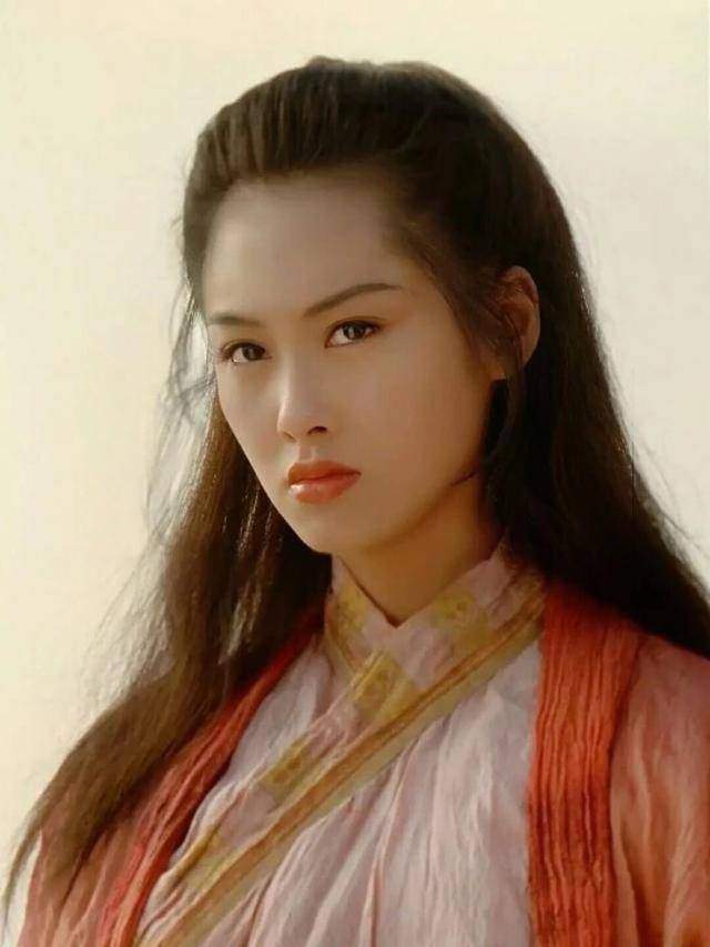 《大话西游》中紫霞仙子让人心疼又着迷