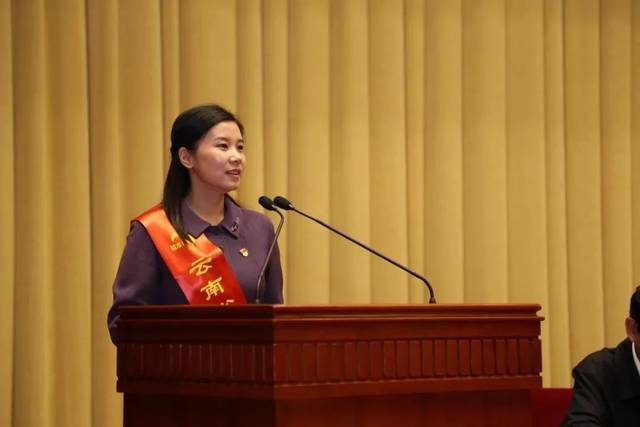 【脱贫攻坚】李汶娟:小凉山最美的"索玛花"