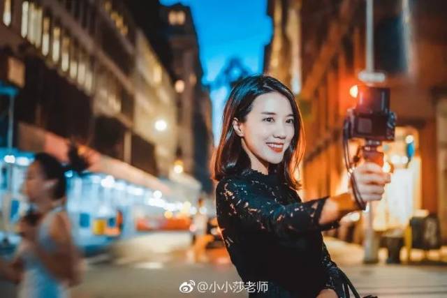 关于打造个人ip有哪些建议,首先是你既要入流,但是呢又要出众.
