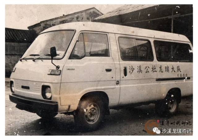 80年代香港同胞捐赠的面包车(供图/刘达柱)