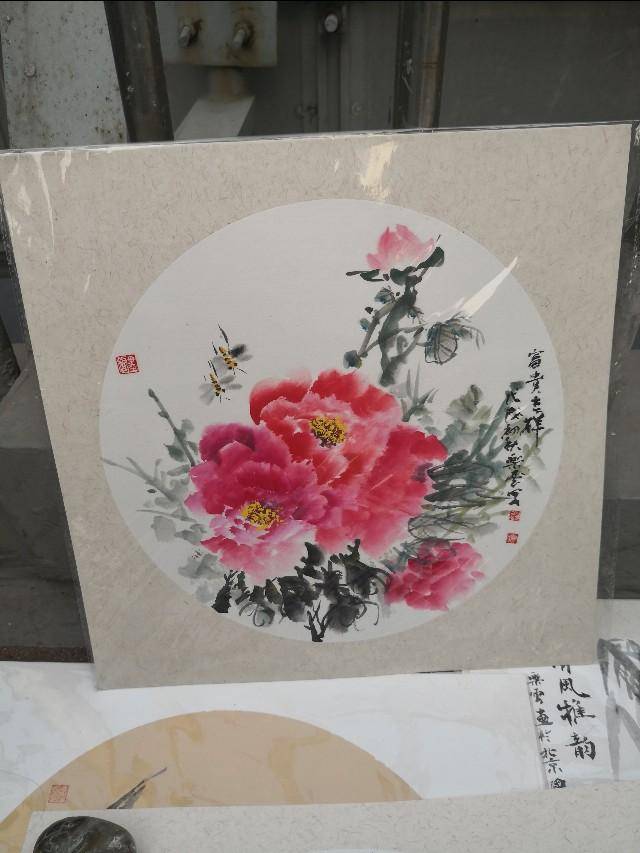 北京老画家过街天桥亲自绘画出售看工笔怎样?