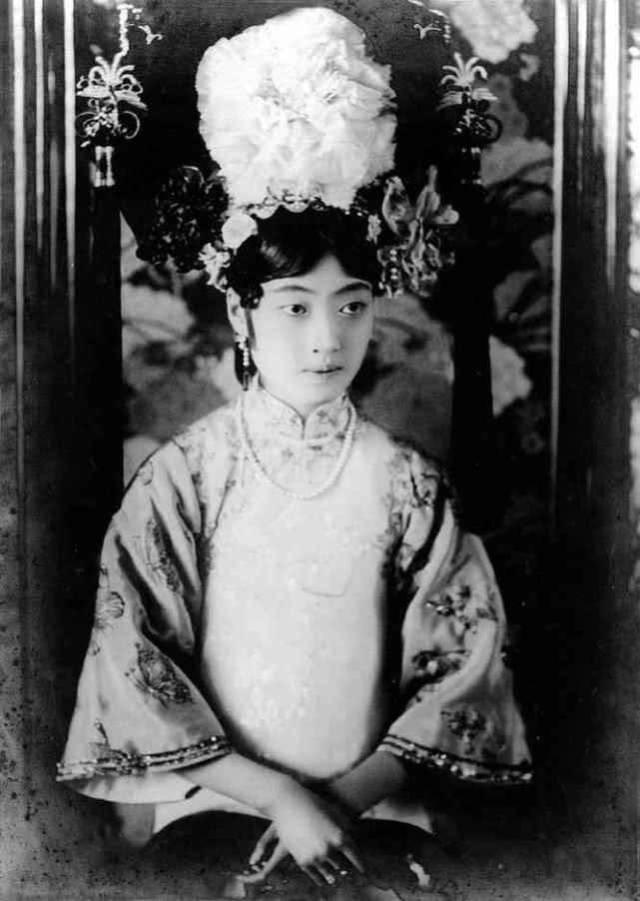 袁世凯张作霖徐世昌都想让女儿当皇后,溥仪却为何选择了婉容