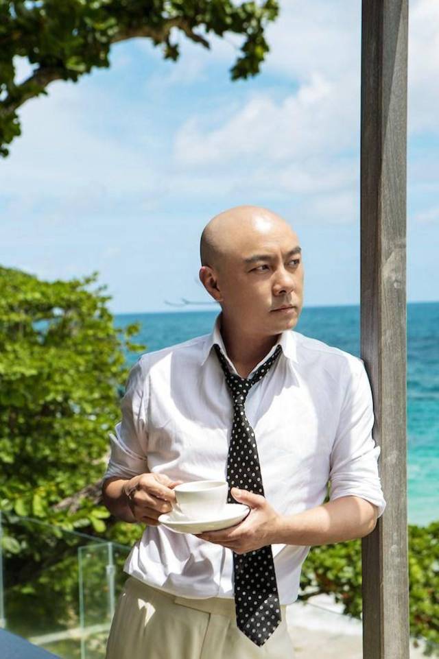遭遇脱发会怎样这些光头男星依旧很帅
