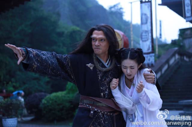 阮圣文以前名叫阮伟旌,《花千骨》里的单春秋,《楚乔传》里的贺萧,才