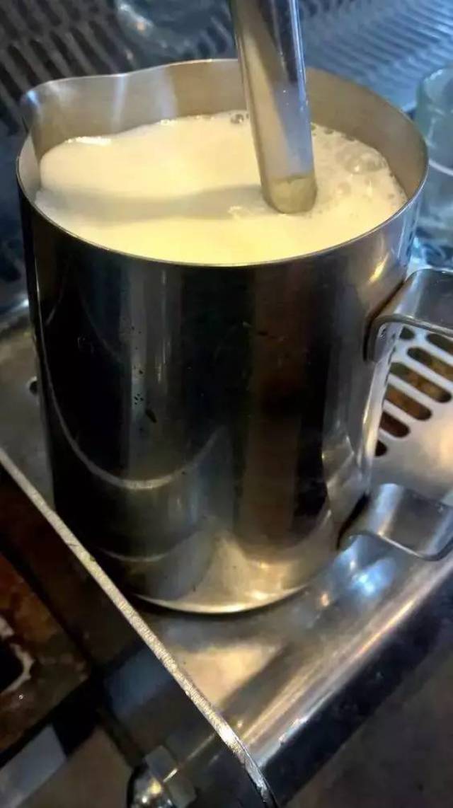 怎么打出完美奶泡?完全“打奶泡”手册