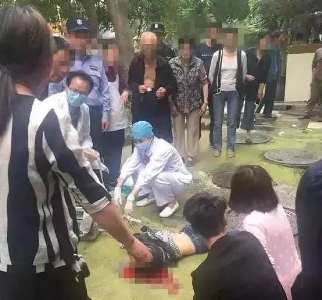 心痛!济南一5岁男孩坠楼身亡