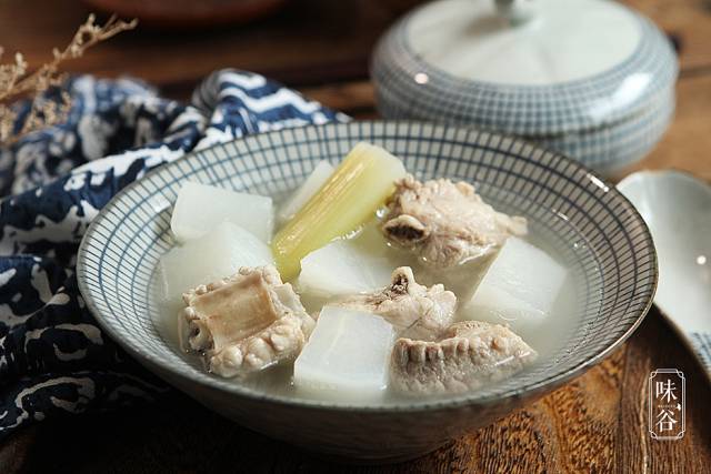 立冬了，这汤多给家人喝，驱寒暖胃不上火，尤其孩子常喝不感冒