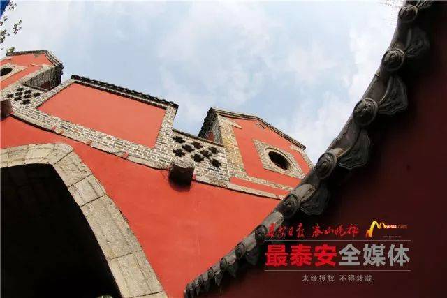 泰安仅存十字穿心阁修缮完毕,村民的老记忆和骄傲又回来