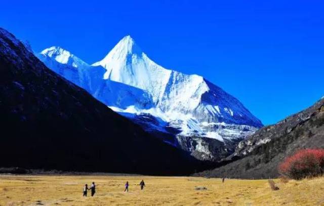 盘点川西九大雪山 稻城三神山居然不是第一名?