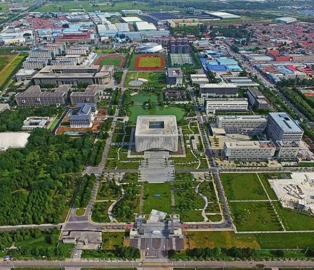 1.北京建筑大学新校区空中俯视图