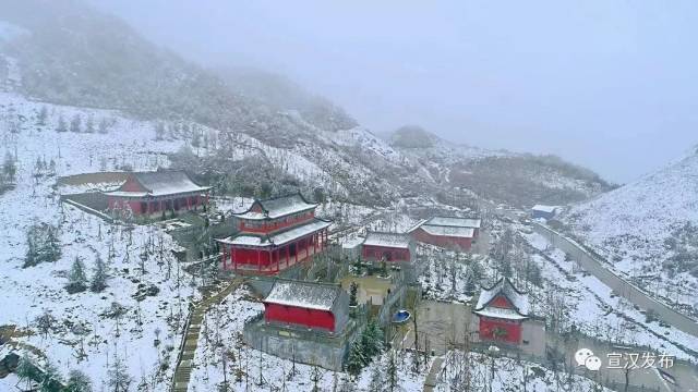 美图来袭,看今年巴山大峡谷的第一场雪