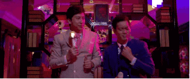 网友们在看完影片后,都不约而同地把这位画风迷人的陈阿真供成了表情