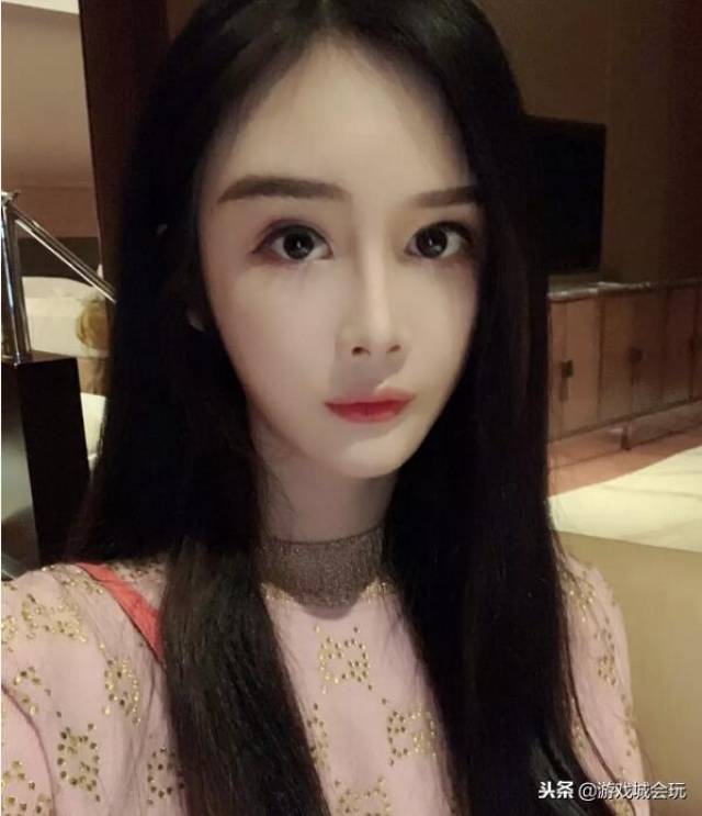斗鱼最有牌面的美女主播礼物榜七大满级土豪助阵全斗鱼仅此一人