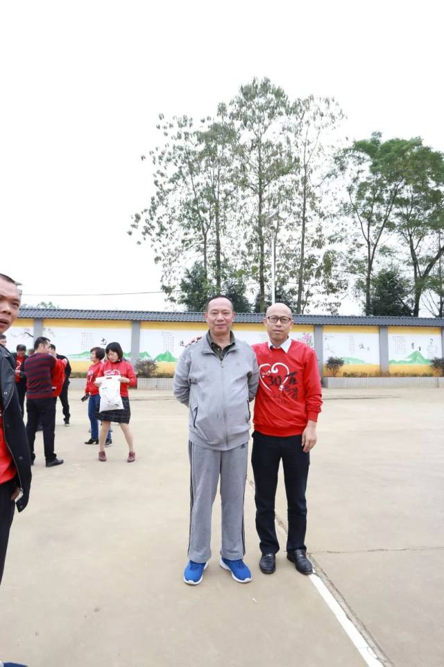 戏说宜章四中88届初13班毕业30周年同学聚会