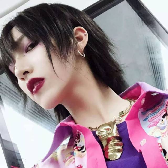 霸气大佬女生头像/眼神杀