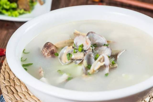 花蛤豆腐汤一份鳄鱼是水陆两栖动物么图片