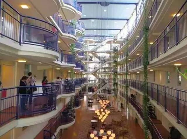 【国际资讯】荷兰生命公寓,给老人最好的生活方式就是给予他们快