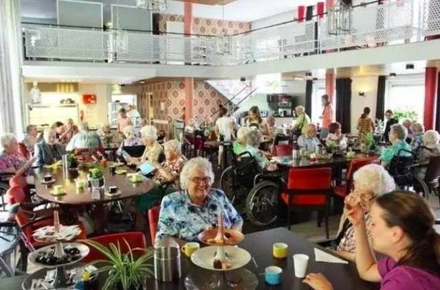 【国际资讯】荷兰生命公寓,给老人最好的生活方式就是给予他们快