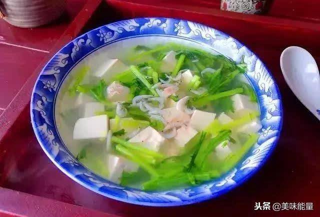茼蒿虾皮豆腐汤