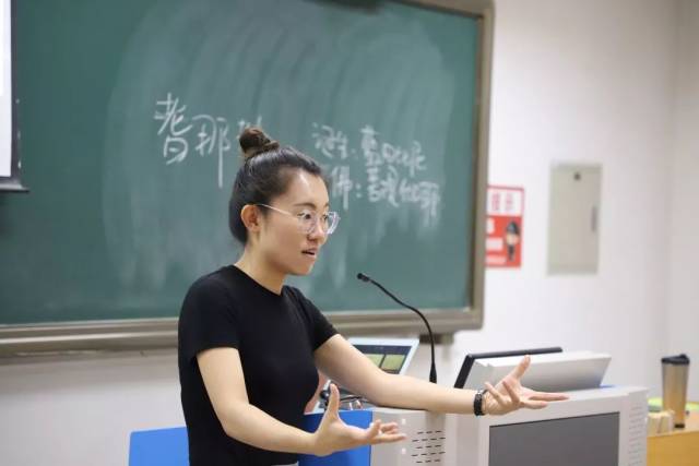 专访张潇予|集才貌勇气于一身的外院白杨