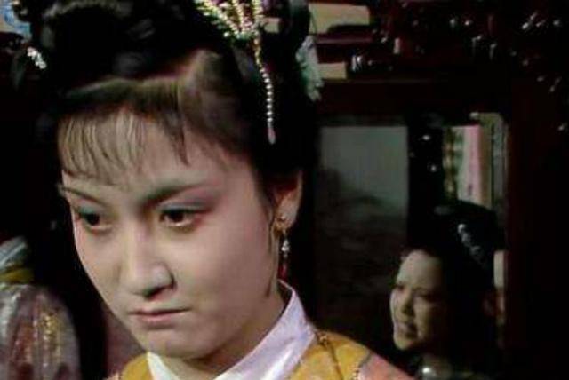 迎春被孙绍祖虐待致死.她的4个丫鬟也不会好到哪里去.
