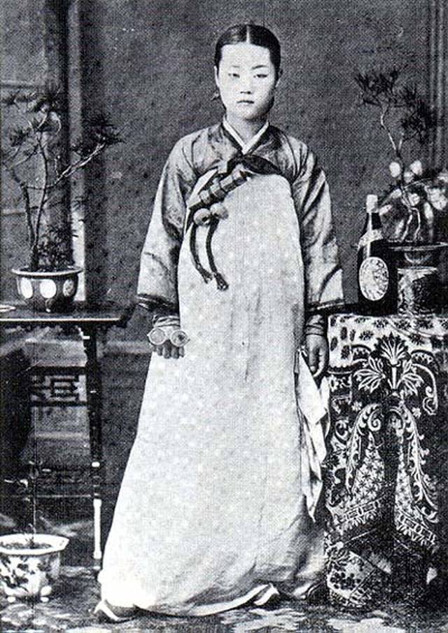 古代朝鲜后宫佳丽真实面貌,与《大长今》中的美女相差