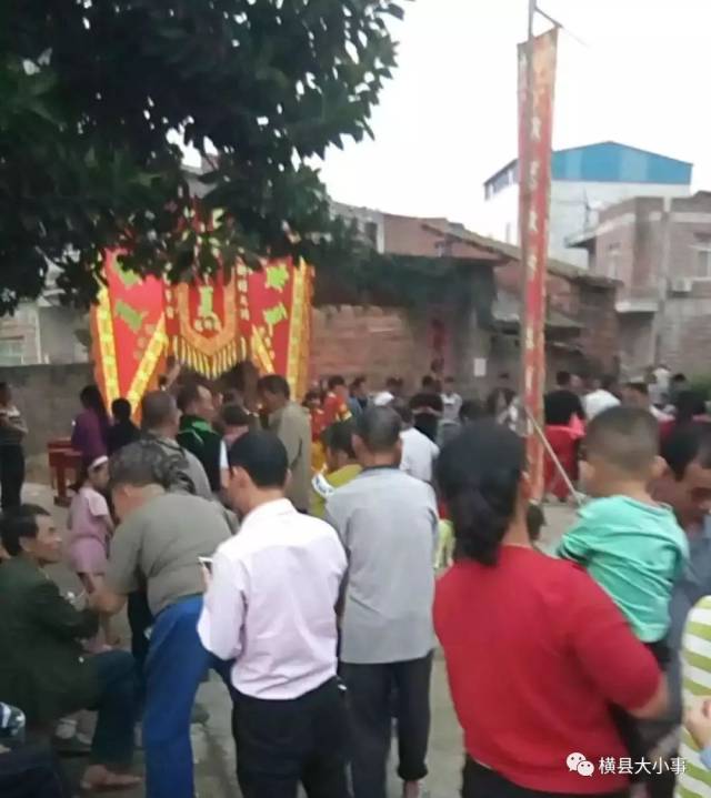 还记得,横县那阳这个婚礼吗?喜得贵子,狮团再贺