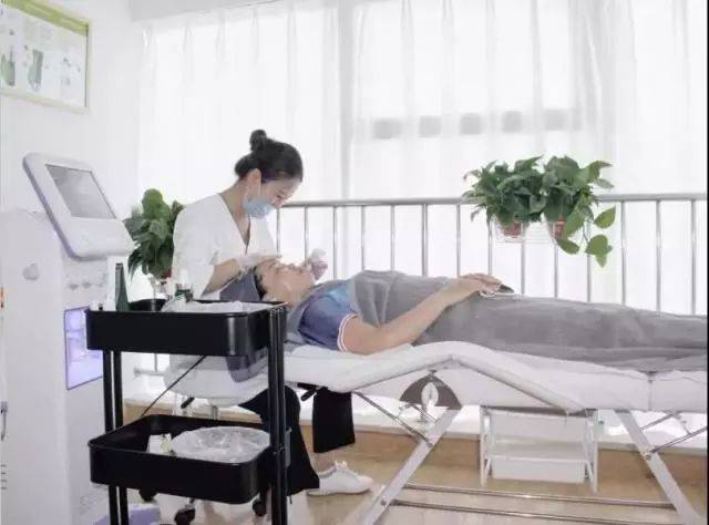 ɺ״̬~29Ԫֵ1198ԪƤײ~12ͨ~4Ƴ+2ͷ/Ħ~