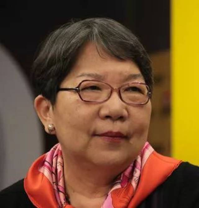 诗歌| 席慕蓉:假如我来世上一遭,只为与你相聚一次