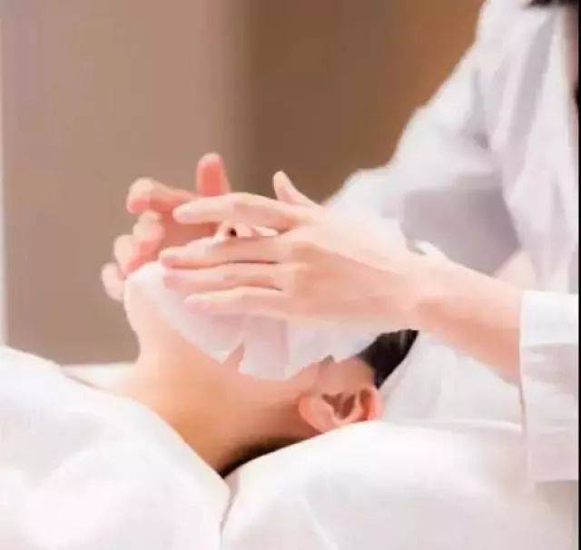 “氧”成好状态~仅29元抢价值1198元姬颜氏美丽汇皮肤管理套餐~12店通用~4项护肤疗程+2项头/颈按摩~