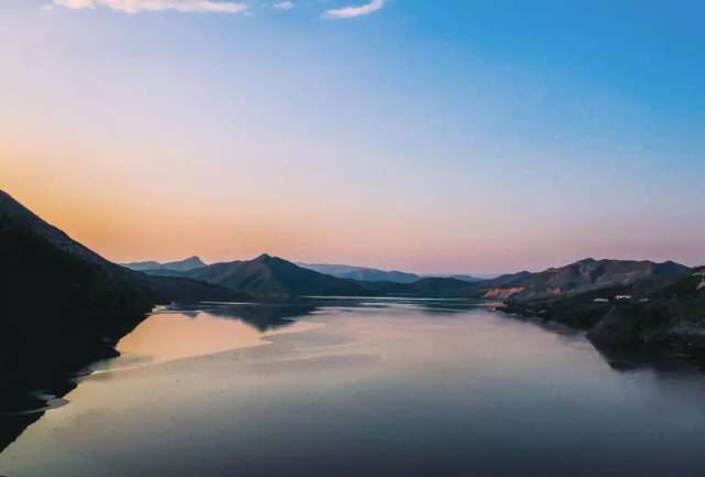 带你走进大青山,品这个季节美如油画的风景.