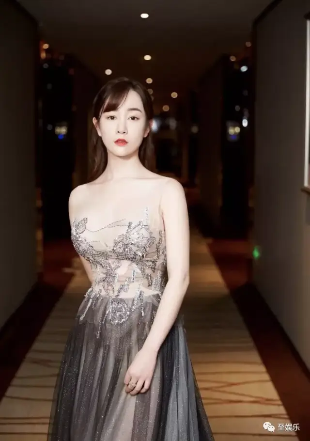 整不整容都是个人喜好,但讲真整容前的张檬是真·水灵