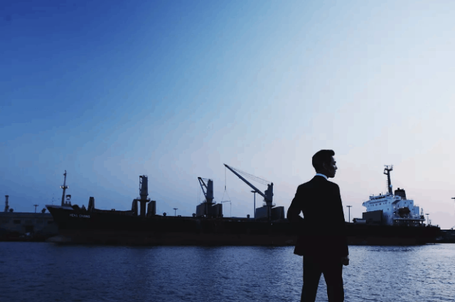 新世界:洞察人性,韩国十年来最成功的黑社会电影