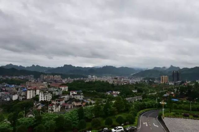 湖南11个县被列为深度贫困县,湘西占7个,其中还有个世界闻名