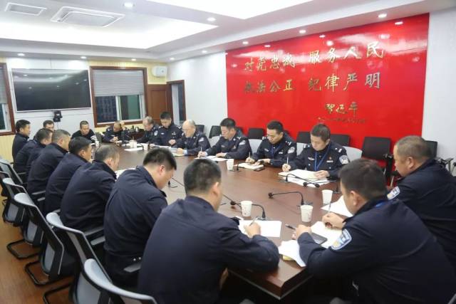 当晚,龙港镇委副书记,县公安局副局长,分局局长吴招发以及班子领