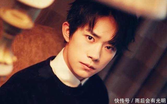 易烊千玺被问最漂亮的女星是谁 仅3字回应 刘艳芳易烊千玺情头 桃丽网