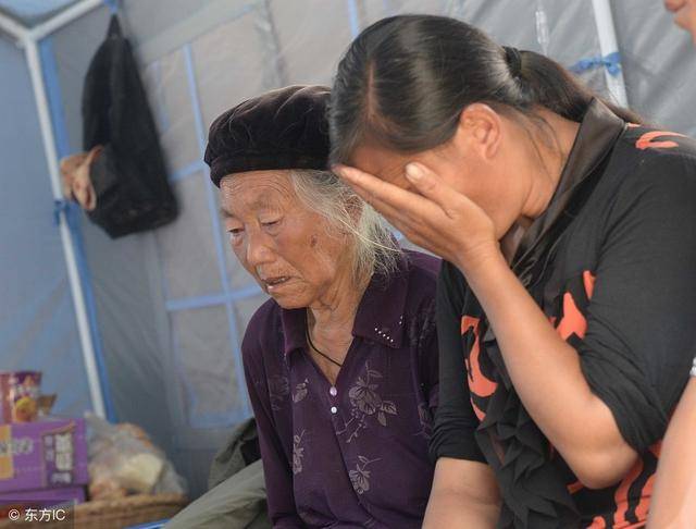 医生:多少孩子死在了奇葩的退烧方法上!